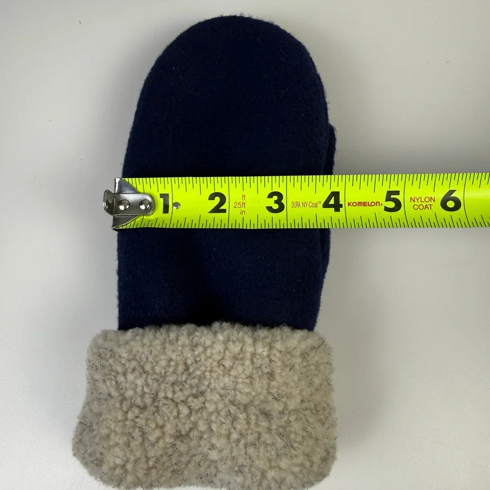 Puffin Down cozy navy